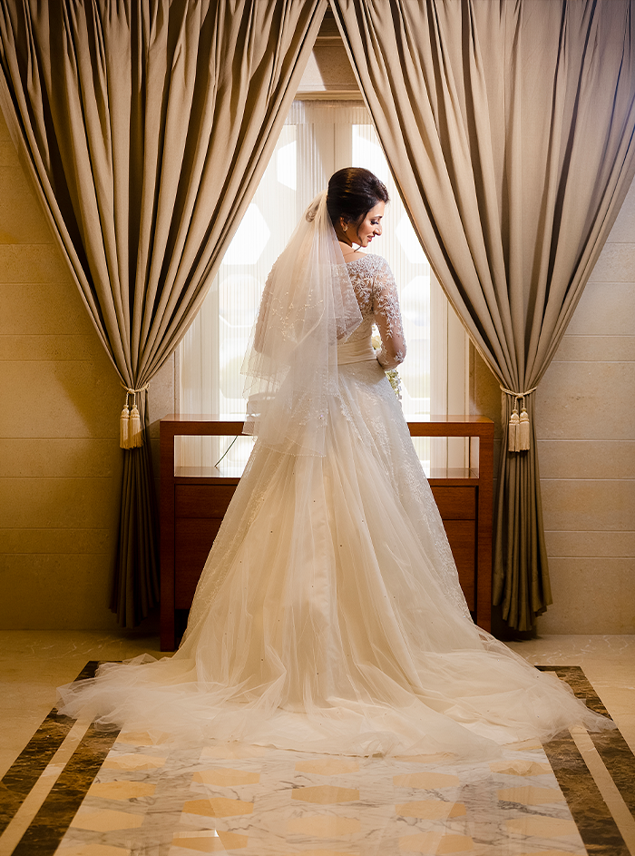 Elegant bridal portrait photography by Chandrika Studios in Anna Nagar and Mogappair, Chennai